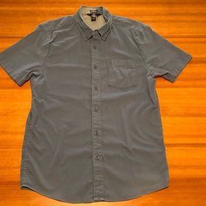 Volcom modern fit M blue button up